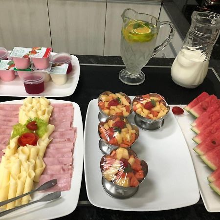 Hotel Baeza Goiatuba 外观 照片